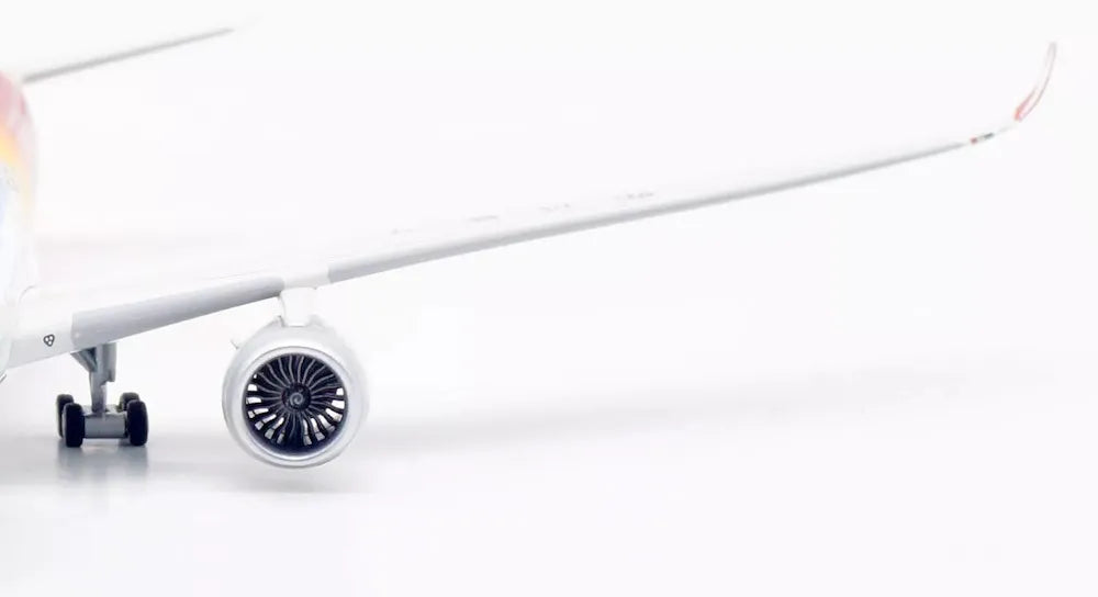 AVIATION 400 A350-941 SICHUAN AIRLINES (DETACHABLE GEAR) REG: B-32F8