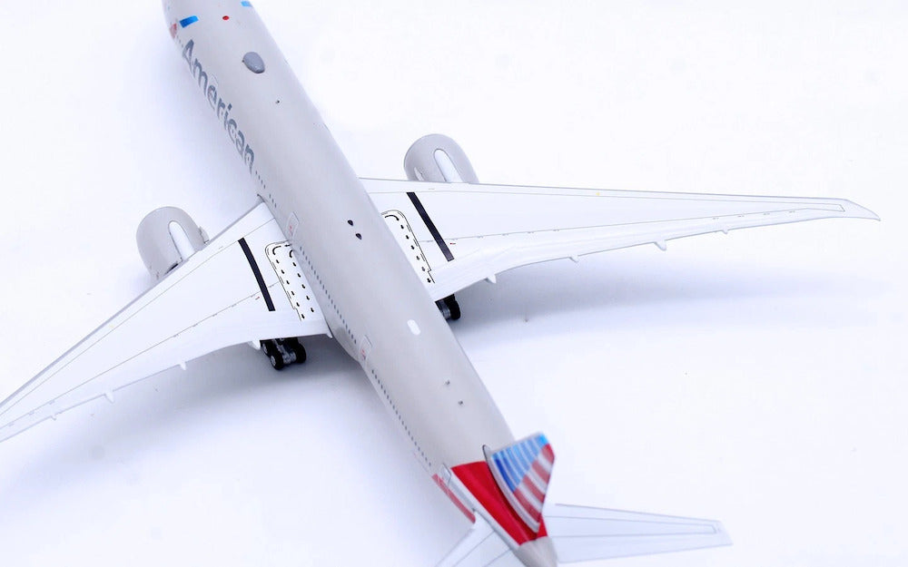 AVIATION 400 B777-323ER AMERICAN AIRLINES "DETACHABLE GEAR" REG: N736AT