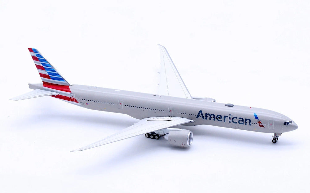 AVIATION 400 B777-323ER AMERICAN AIRLINES "DETACHABLE GEAR" REG: N736AT