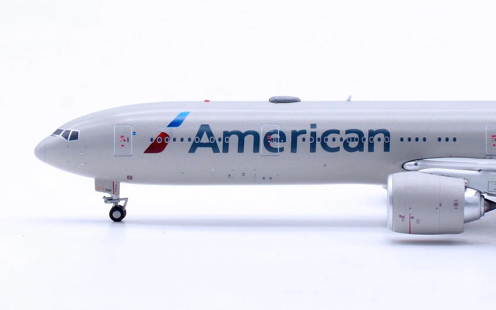 AVIATION 400 B777-323ER AMERICAN AIRLINES "DETACHABLE GEAR" REG: N736AT