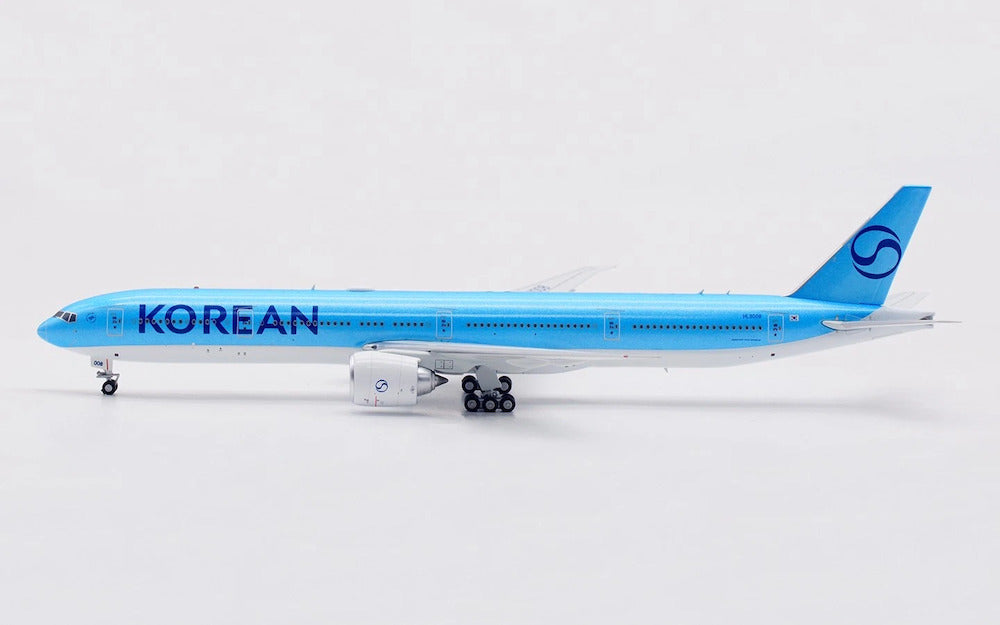 AVIATION 400 B777-3B5ER KOREAN AIR REG: HL8008