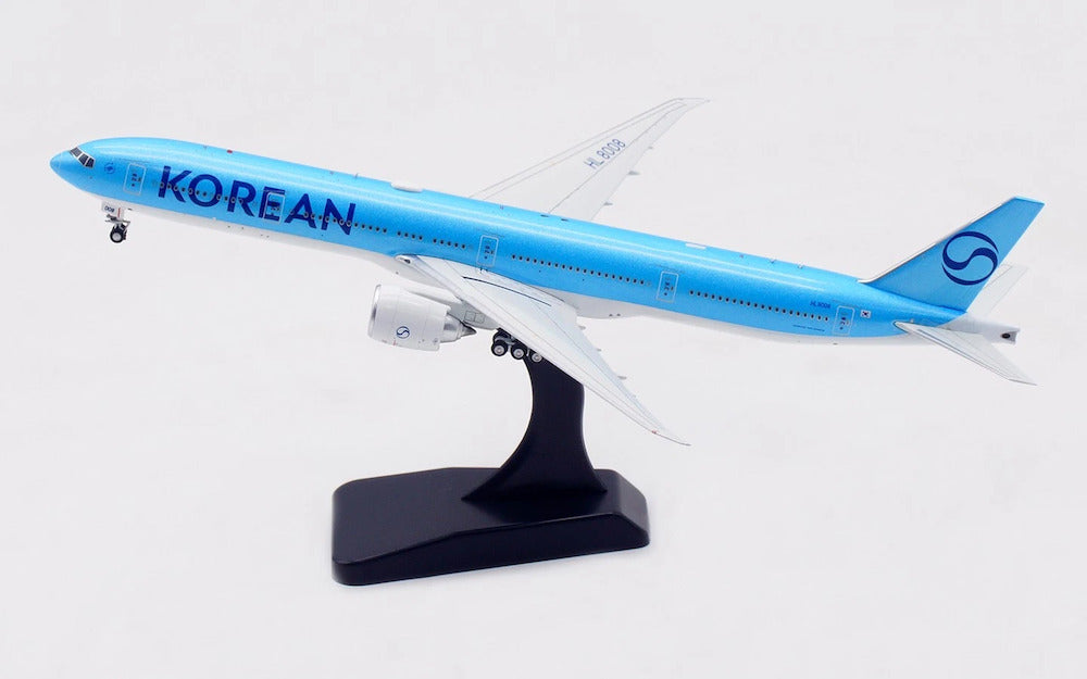 AVIATION 400 B777-3B5ER KOREAN AIR REG: HL8008