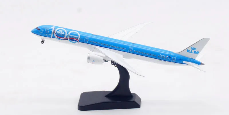 AVIATION 400 B787-10 DREAMLINER ROYAL DUTCH AIRLINES (KLM) REG: PH-BKA (DETACHABLE GEAR)
