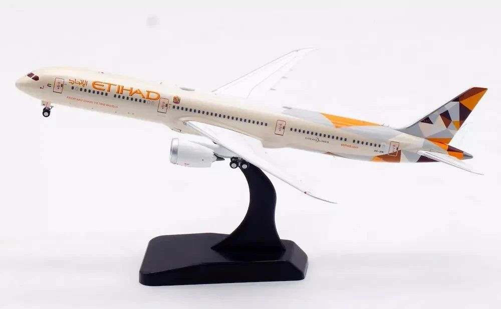 AVIATION 400 B787-10 DREAMLINER ETIHAD AIRWAYS REG: A6-BMI (DETACHABLE GEAR)