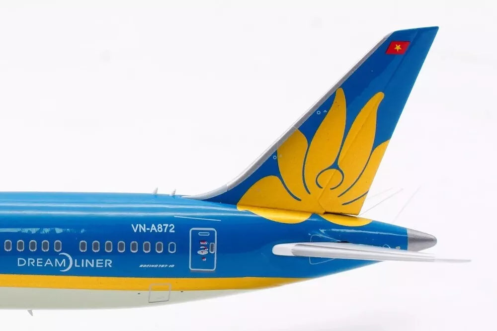 AVIATION 400 B787-10 DREAMLINER VIETNAM AIRLINES REG: VN-A872 (DETACHABLE GEAR)