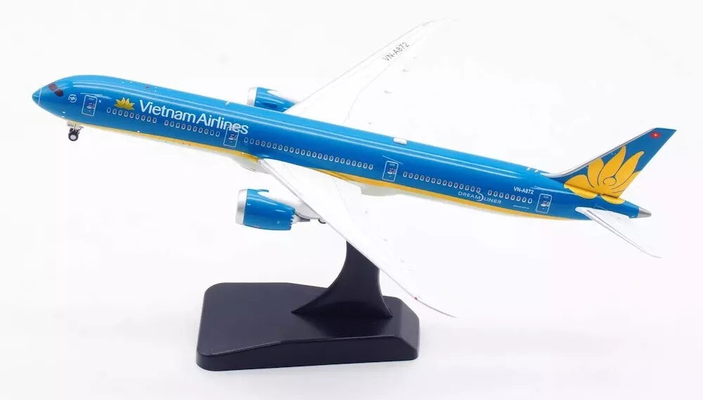 AVIATION 400 B787-10 DREAMLINER VIETNAM AIRLINES REG: VN-A872 (DETACHABLE GEAR)