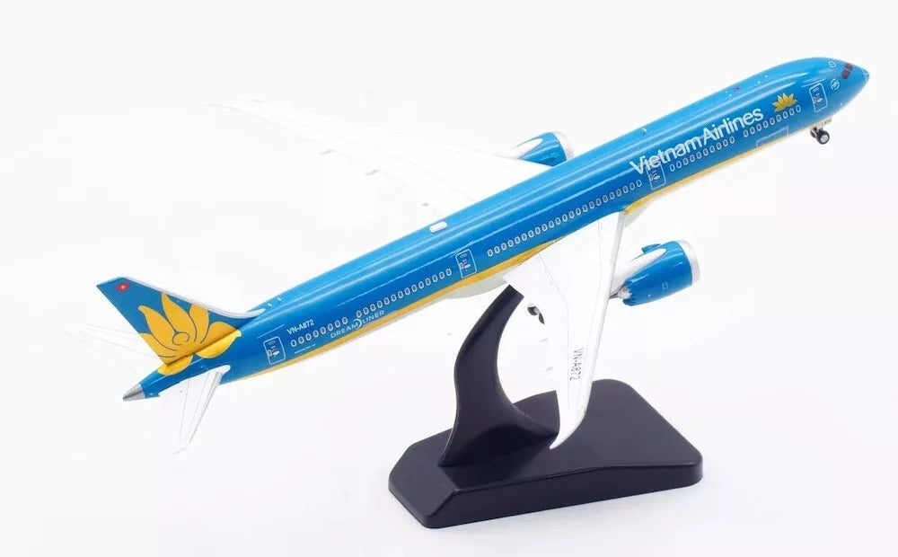 AVIATION 400 B787-10 DREAMLINER VIETNAM AIRLINES REG: VN-A872 (DETACHABLE GEAR)