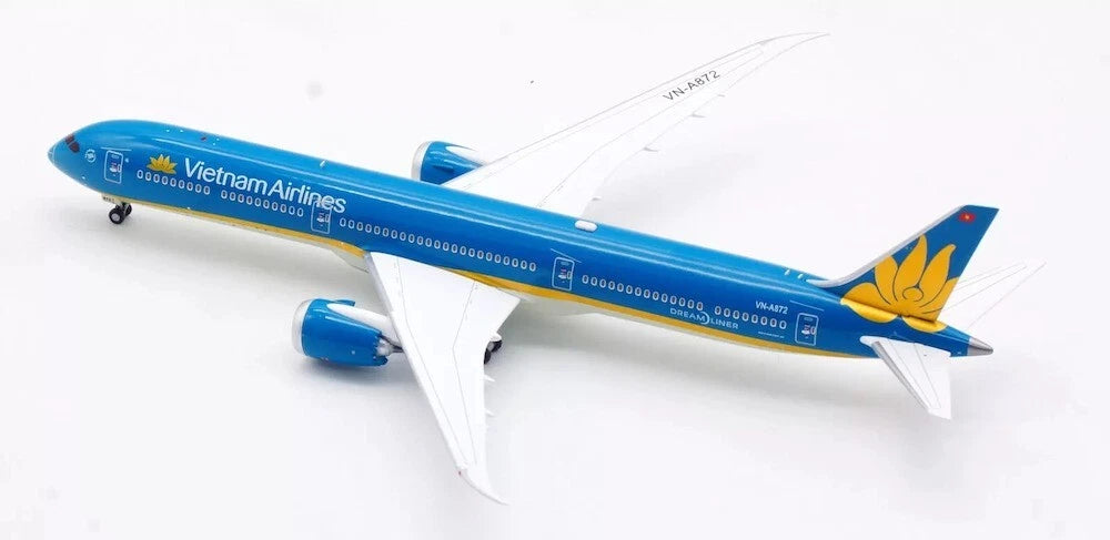 AVIATION 400 B787-10 DREAMLINER VIETNAM AIRLINES REG: VN-A872 (DETACHABLE GEAR)