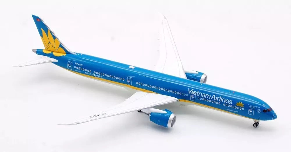 AVIATION 400 B787-10 DREAMLINER VIETNAM AIRLINES REG: VN-A872 (DETACHABLE GEAR)