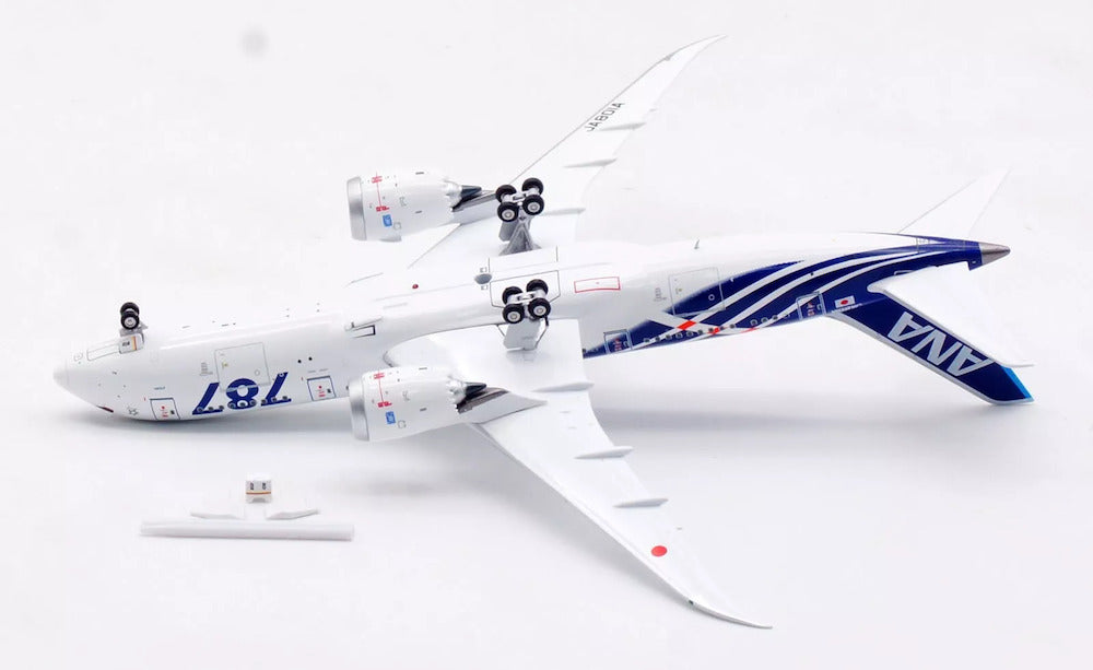 AVIATION 400 B787-8 DREAMLINER ALL NIPPON AIRWAYS (DETACHABLE GEAR) REG: JA801A
