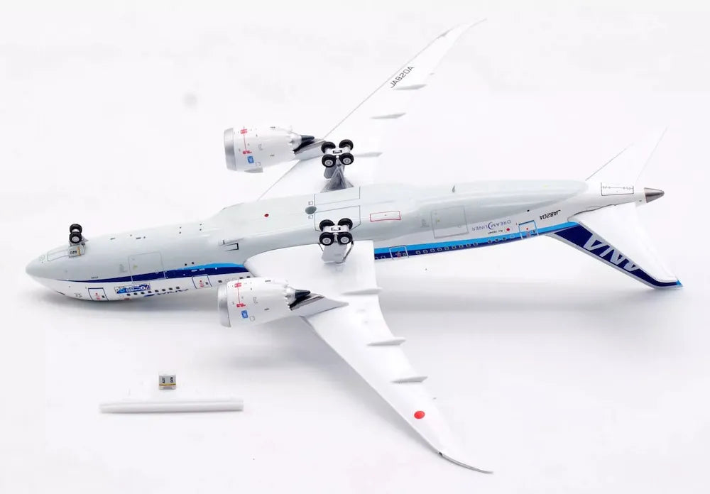 AVIATION 400 B787-8 DREAMLINER JA820A ALL NIPPON AIRWAYS (DETACHABLE GEAR)