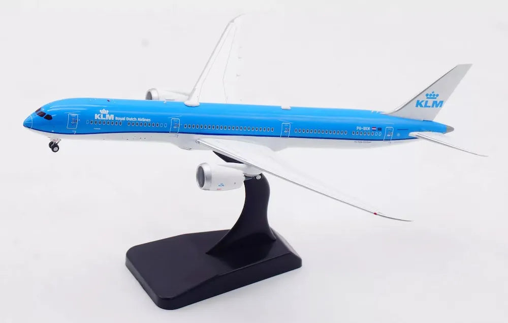 AVIATION 400 B787-10 DREAMLINER ROYAL DUTCH AIRLINES (KLM) REG: PH-BKM (DETACHABLE GEAR)