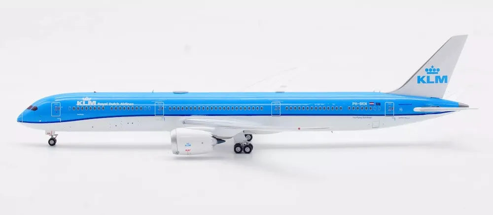 AVIATION 400 B787-10 DREAMLINER ROYAL DUTCH AIRLINES (KLM) REG: PH-BKM (DETACHABLE GEAR)