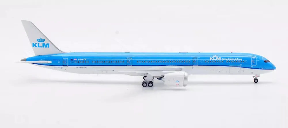 AVIATION 400 B787-10 DREAMLINER ROYAL DUTCH AIRLINES (KLM) REG: PH-BKM (DETACHABLE GEAR)