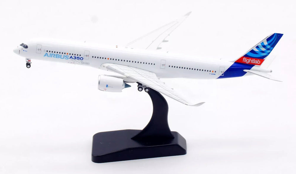 AVIATION 400 A350-941 AIRBUS INDUSTRIE (DETACHABLE GEAR) REG: F-WXWB