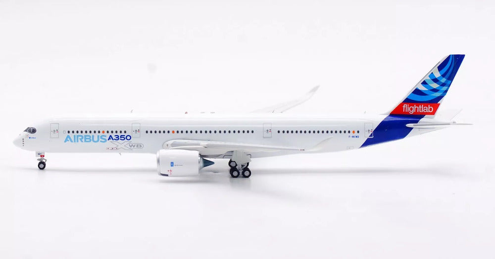 AVIATION 400 A350-941 AIRBUS INDUSTRIE (DETACHABLE GEAR) REG: F-WXWB