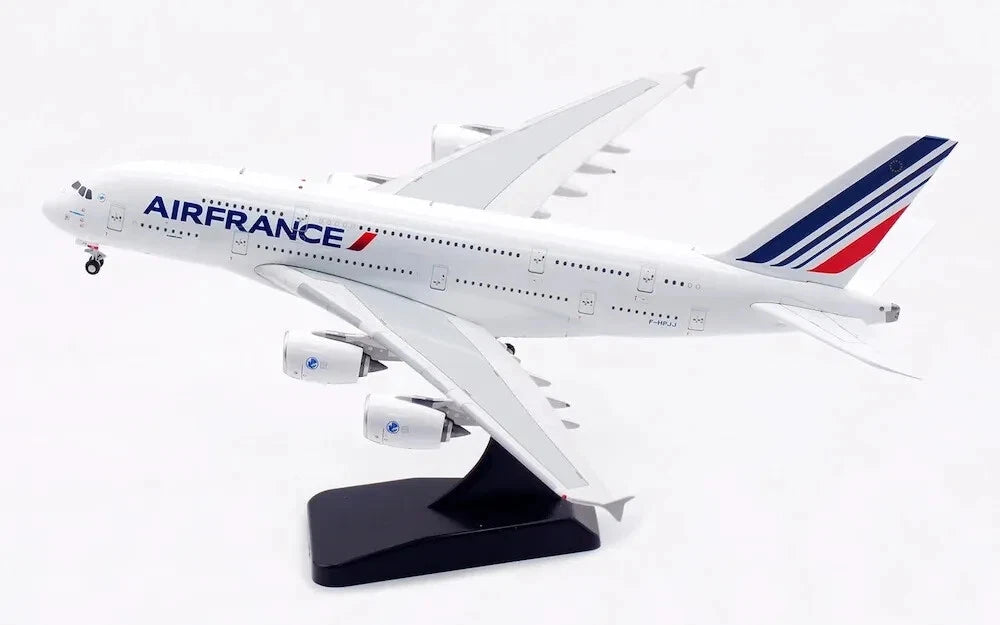 AVIATION 400  A380-861 AIR FRANCE (DETACHABLE GEAR) REG: F-HPJJ