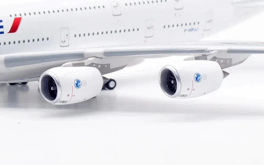AVIATION 400  A380-861 AIR FRANCE (DETACHABLE GEAR) REG: F-HPJJ