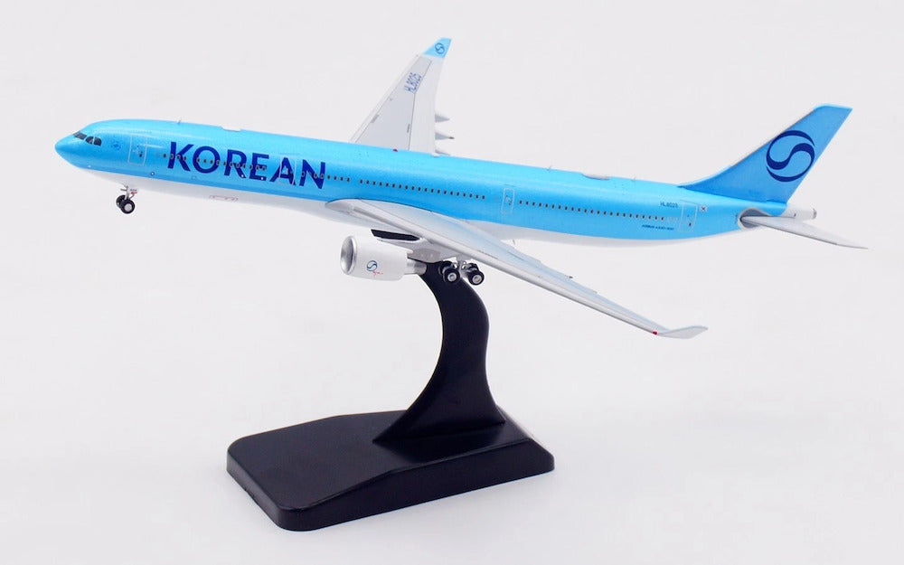 AVIATION 400 A330-323 KOREAN AIR REG: HL8025