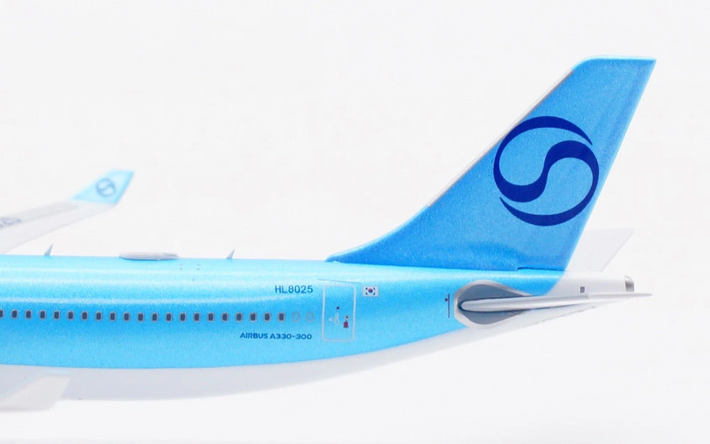 AVIATION 400 A330-323 KOREAN AIR REG: HL8025
