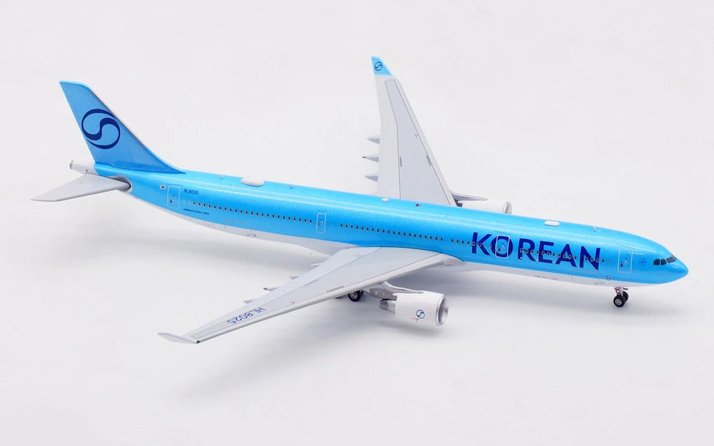 AVIATION 400 A330-323 KOREAN AIR REG: HL8025