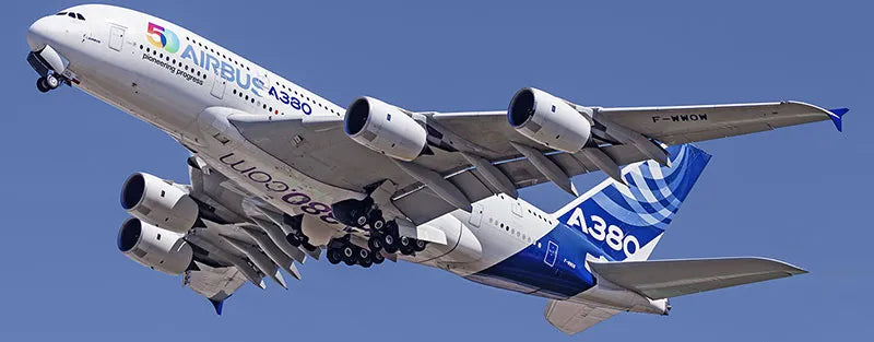 AVIATION 400 A380 AIRBUS INDUSTRIE "50 YEARS PIONEERING PROGRESS" REG: F-WWOW (DETACHABLE GEAR)