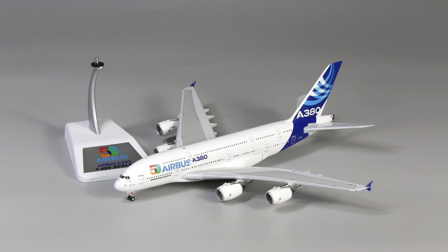 AVIATION 400 A380 AIRBUS INDUSTRIE "50 YEARS PIONEERING PROGRESS" (DETACHABLE GEAR) REG: F-WWOW