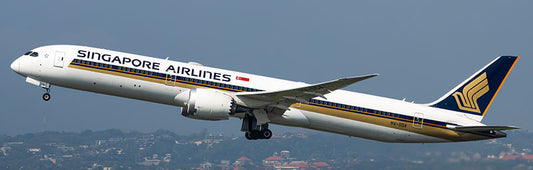 AVIATION 400 B787-10 DREAMLINER SINGAPORE AIRLINES (DETACHABLE GEAR) REG: 9V-SDA
