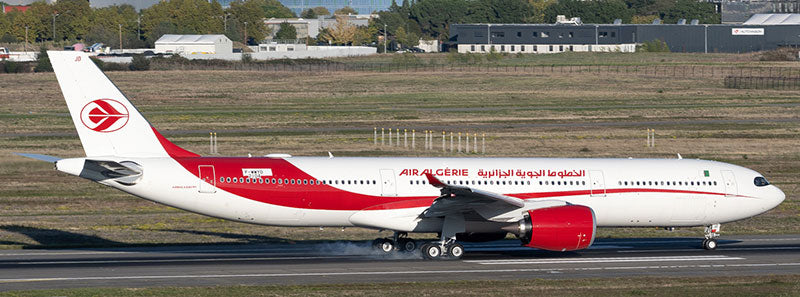 AVIATION 400 A330-941 AIR ALGERIE "DETACHABLE GEAR" REG: 7T-VJD