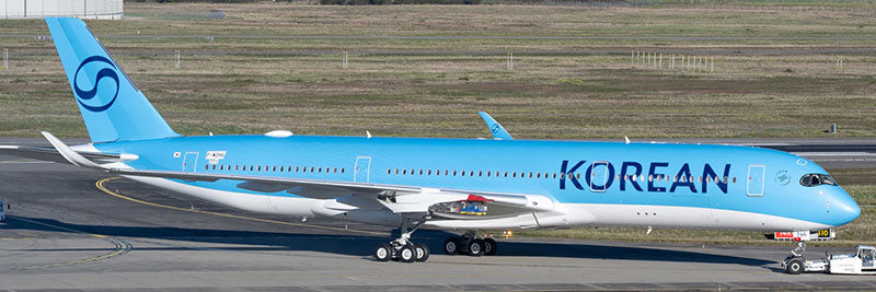 AVIATION 400 A350-941 KOREAN AIR "DETACHABLE GEAR" REG: HL8746