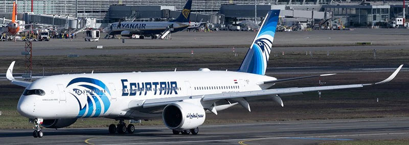 AVIATION 400 A350-941 EGYPTAIR (DETACHABLE GEAR) REG: SU-GGE
