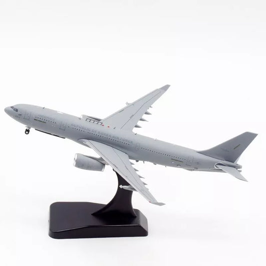 AVIATION 400 KC-330 CYGNUS KOREAN AIR FORCE REG: 19-004