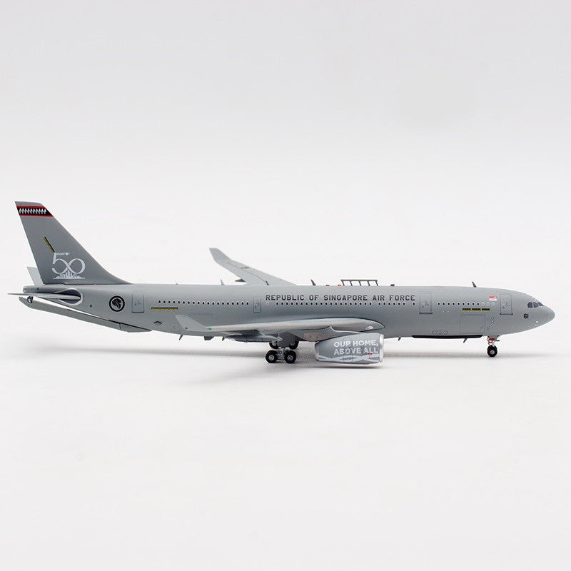 AVIATION 400 A330-243MRTT SINGAPORE AIR FORCE "50 OUR HOME ABOVE ALL" REG: 761