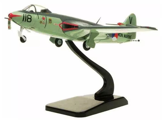 AVIATION72 HAWKER SEA HAWK FGA.6 860