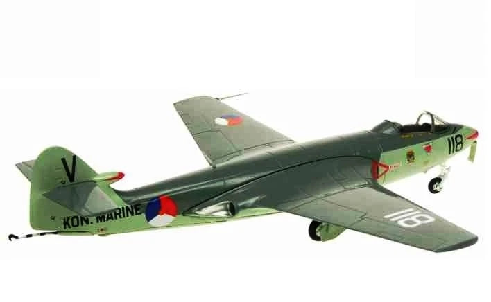 AVIATION72 HAWKER SEA HAWK FGA.6 860