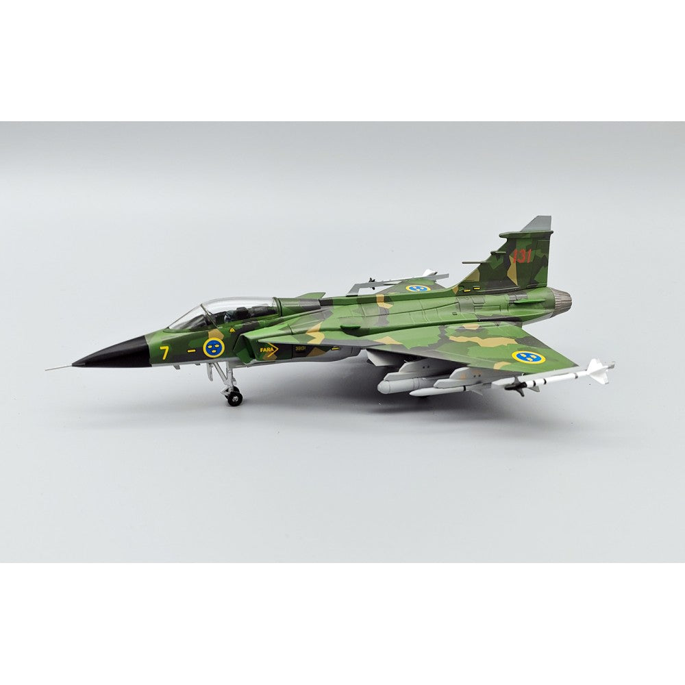 AVIATION 72 SAAB GRIPEN JAS-39A 39131 SWEDISH AIR FORCE