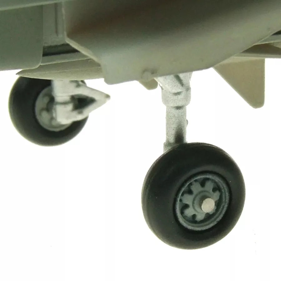 AVIATION72 PANAVIA TORNADO F3 ZE907 65 SQN RAF