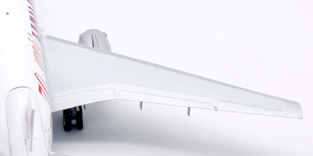 WB MODELS DC-10-30 HAWAIIAN AIR REG: N12061