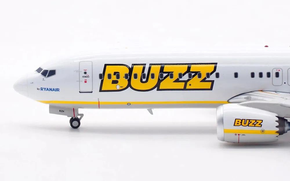 WB MODELS B737-8 MAX 200 BUZZ REG: SP-RZH