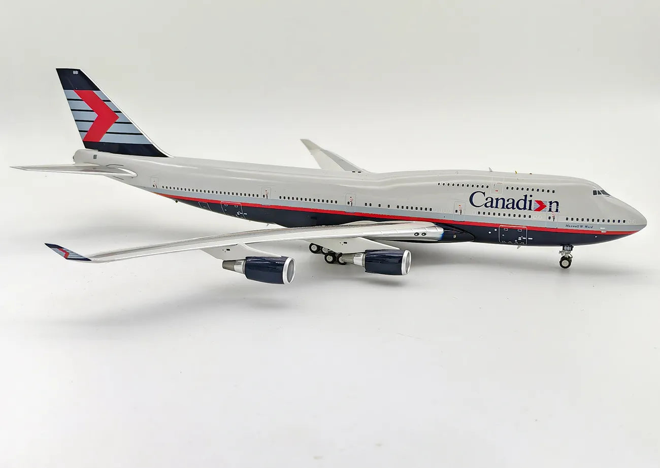 WB MODELS B747-475 CANADIAN AIRLINES REG: C-GMWW