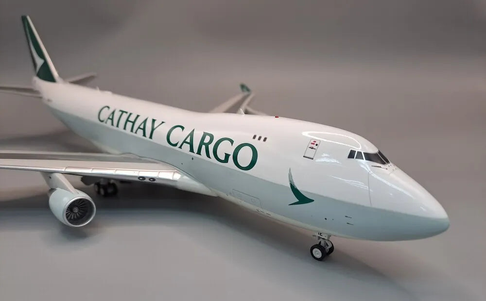 WB MODELS B747-400 CATHAY CARGO NEW LIVERY LIMITED 60 PCS REG: B-LIE