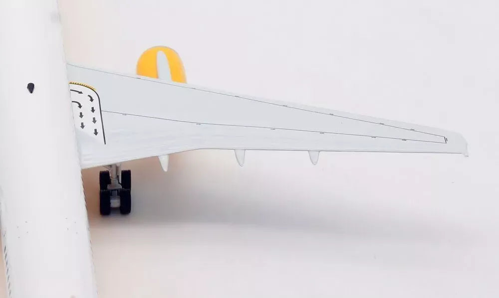 WB MODELS B757-330 CONDOR REG: D-ABOA