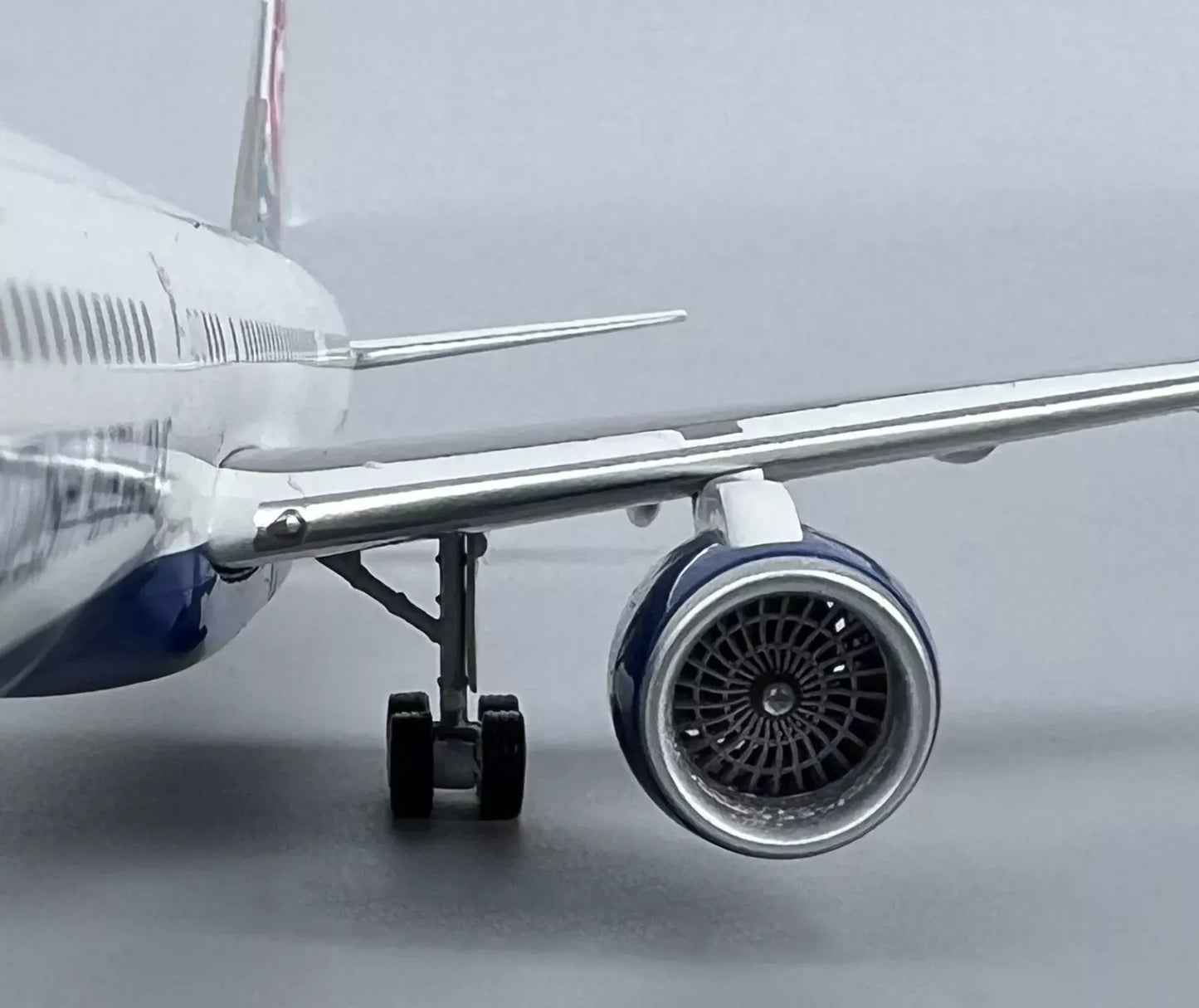 WB MODELS B757-236 BRITISH AIRWAYS REG: G-BIKB