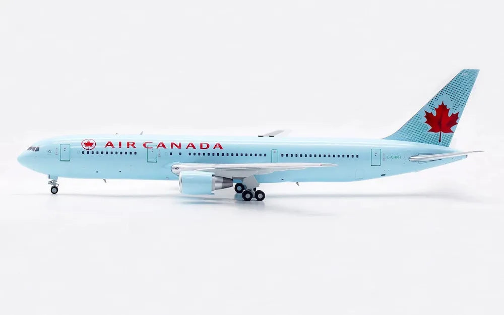 WB MODELS B767-300 AIR CANADA REG: C-GHPH