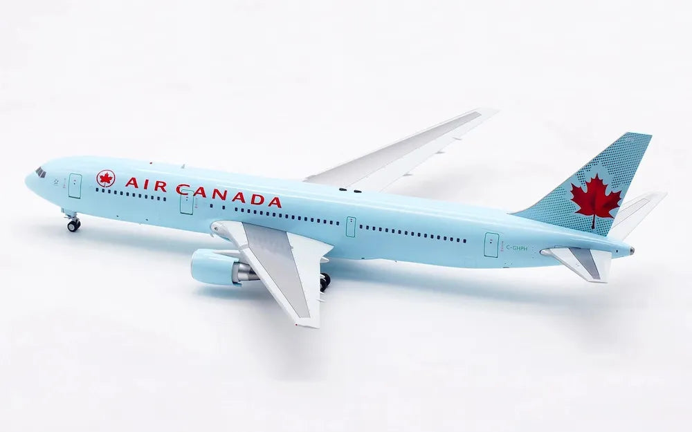 WB MODELS B767-300 AIR CANADA REG: C-GHPH