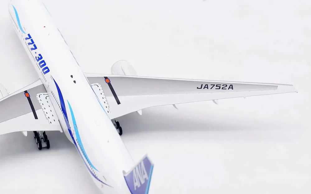 WB MODELS B777-381 ALL NIPPON AIRWAYS (ANA) REG: JA752A