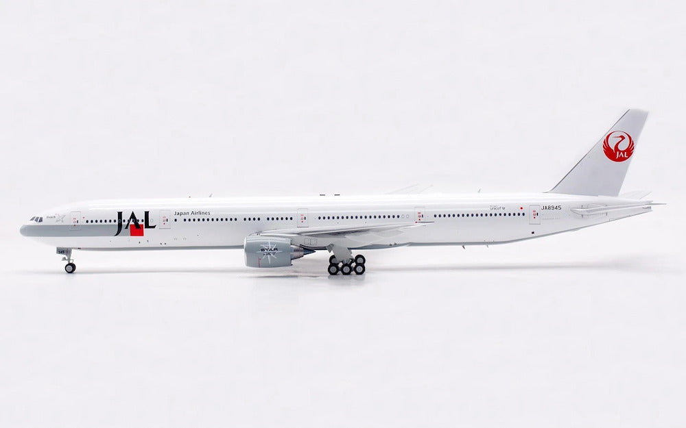 WB MODELS B777-346 JAL JA8945 REG: DENEB