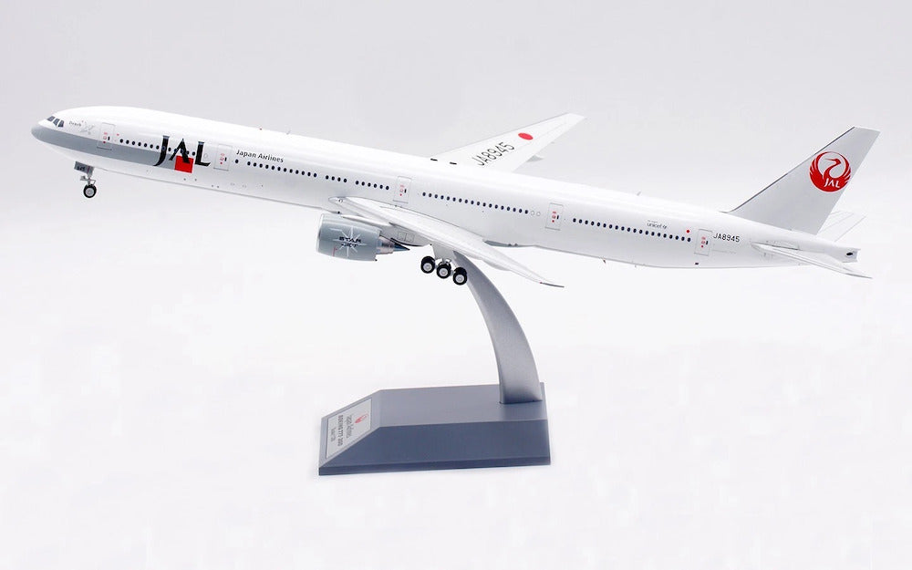 WB MODELS B777-346 JAL JA8945 REG: DENEB