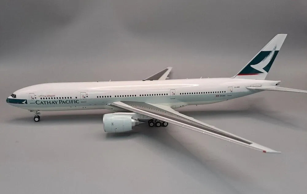 WB MODELS B777-267 CATHAY PACIFIC AIRWAYS REG: B-HND LTD 45PCS