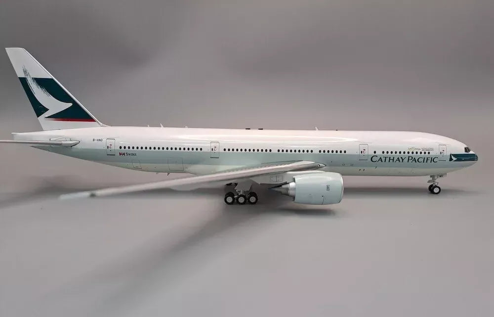 WB MODELS B777-267 CATHAY PACIFIC AIRWAYS REG: B-HND LTD 45PCS